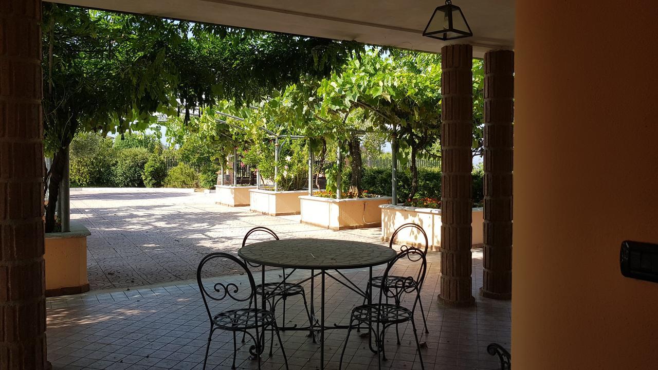 Lisandro Wine Resort Apartments Caserta Castel Campagnano Exteriör bild